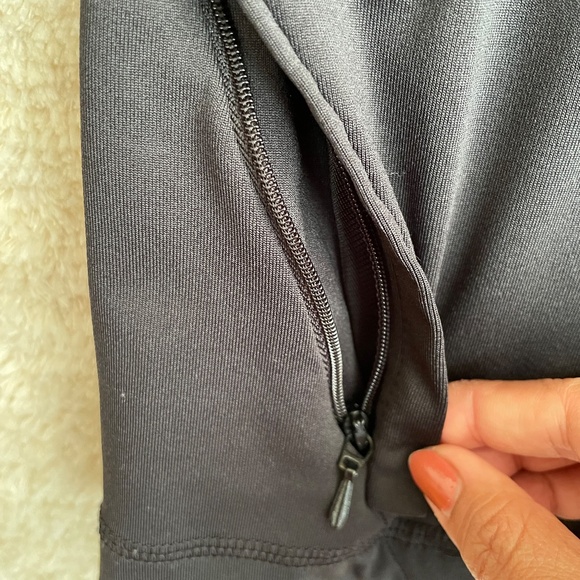 Adidas Women’s Full Zip Track Jacket Size S BLACK/Pink Stripes RN88387 CA40312 - Picture 4 of 11